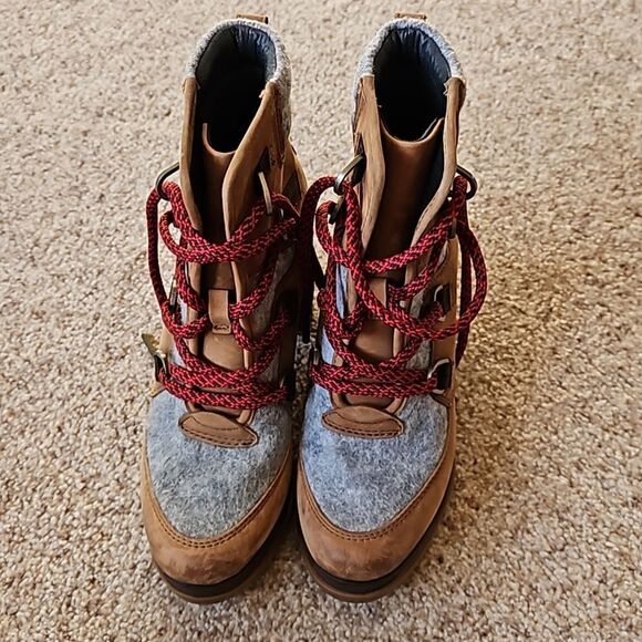 Sorel Women's Heeled Boots in Brown and Gray - Picture 6 of 6